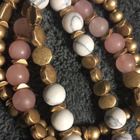 Universal thread stretchy bracelet - Picture 2 of 4